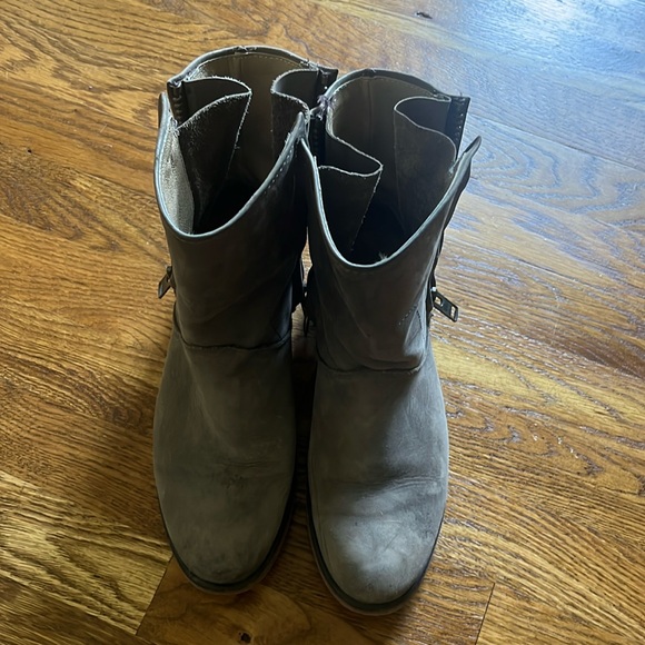 Women's Hinge Boots Size 8 Grey - Picture 2 of 5